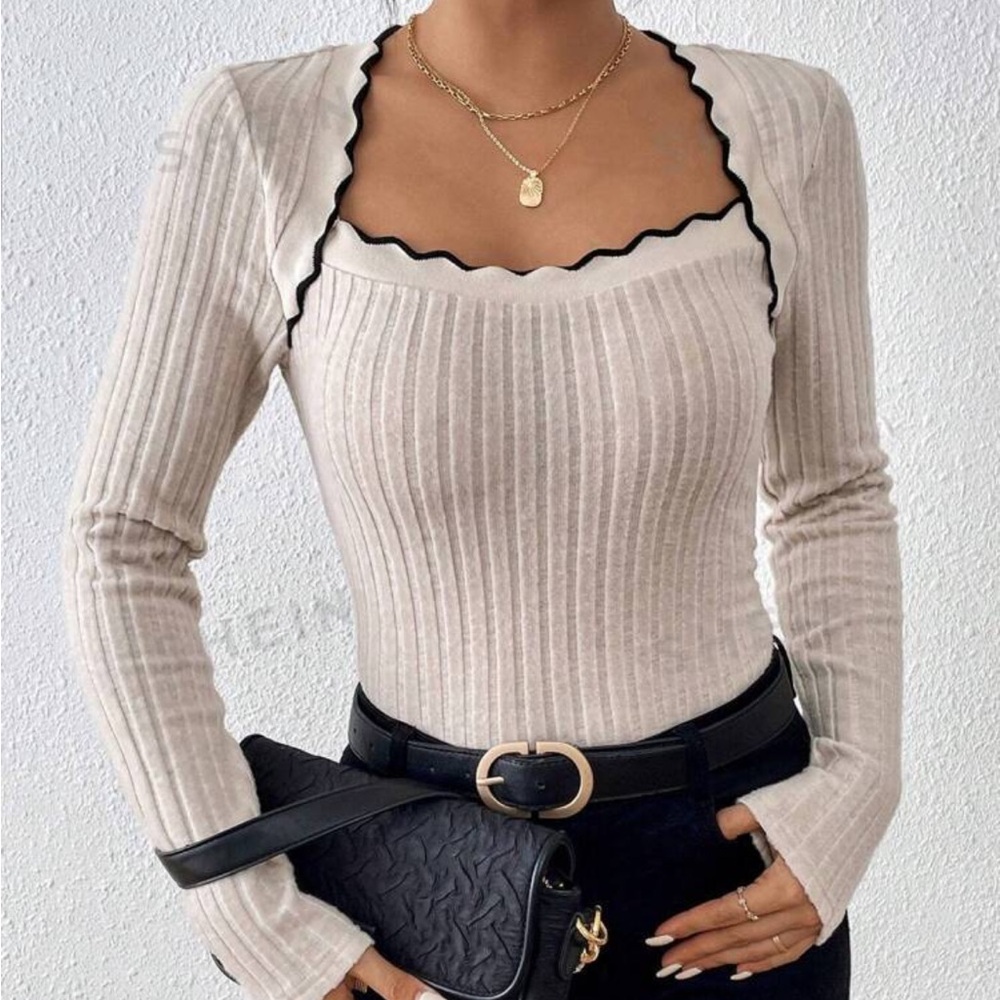 Sweetheart Neck Ribbed Bodysuit